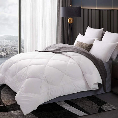 Mixbeauty 4 Jahreszeiten für 26€ - pflegeleichte & maschinenfeste Bettdecke, 223 x 223cm