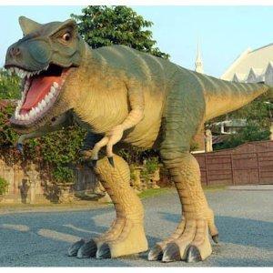 Lebensgroßer T-Rex in Angriffshaltung Gartendeko