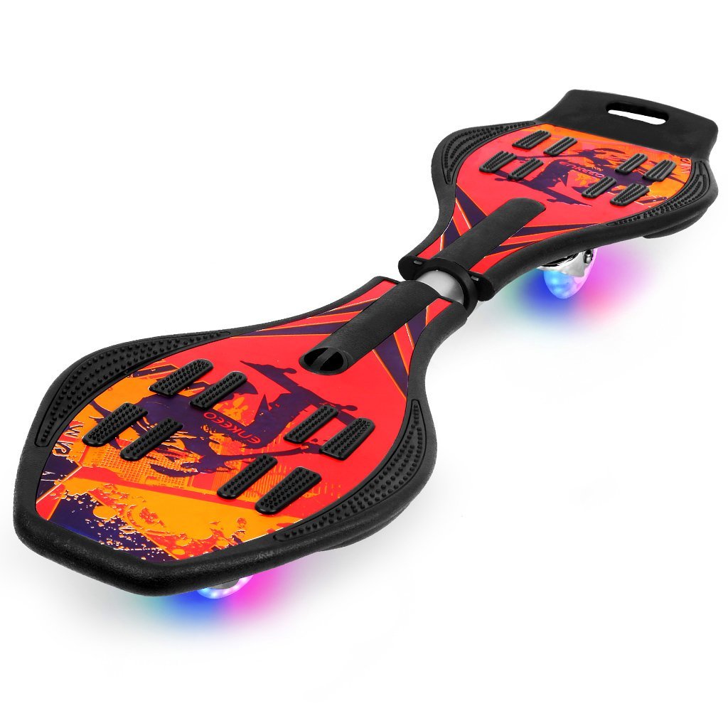 Vorbei! Enkeeo Waveboard mit Leuchtrollen und Transport-Tasche für nur 9,99 EUR [IDEALO: 45 EUR]