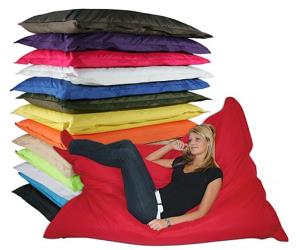 Riesensitzsack in verschieden Farben bei Plus.de für 40€
