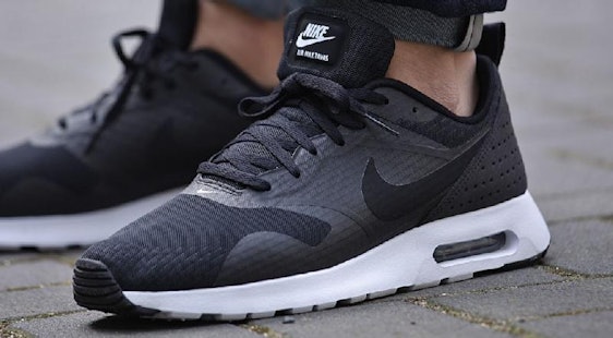 Nike Air Max Tavas – in verschiedenen Farben für 62,18€