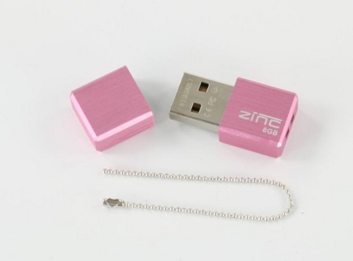 Wieder da: USB 2.0 Stick CnMemory Zinc 8GB in Rosa für nur 4,95 EUR inkl. Versand