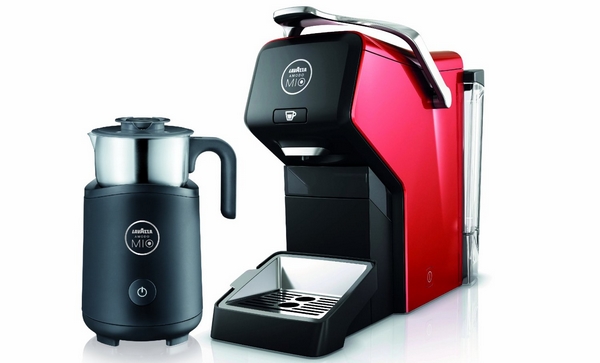 AEG Lavazza Espria für 75€ - Kaffeekapselautomat mit Milchaufschäumer 