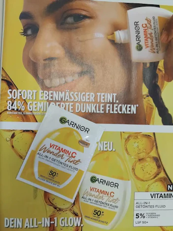 Gratis Garnier Probe Vitamin C Wonder Tint im alverde Juli Magazin bei dm