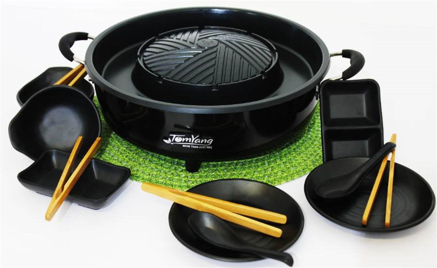 TomYang BBQ mit Zubehör für 2 Personen für 139€ - Grillen und Kochen ohne Zugabe von Fett