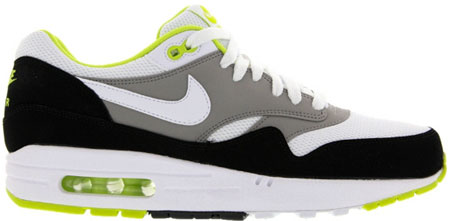 15€ Gutschein auf Sale Ware bei Sidestep ab 99€ Warenwert *UPDATE*