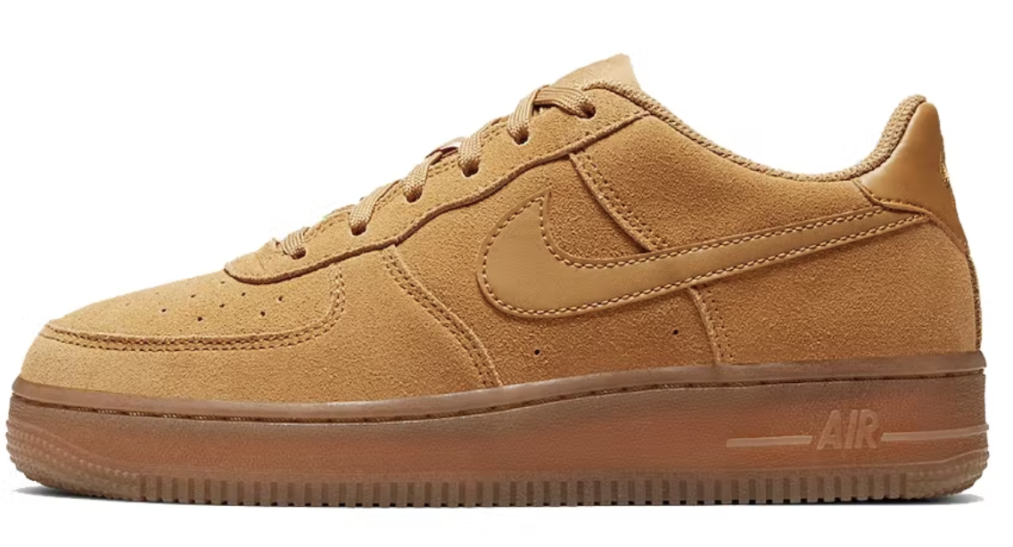 Nike Air Force 1 LV8 für 52€  - Wildleder-Sneaker für Kinder, Gr. 35,5, 36,5, 37,5 und 38