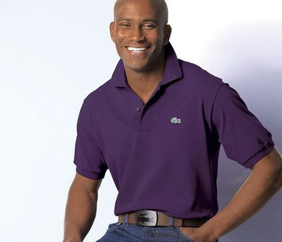 Original Lacoste Poloshirt (dunkellila) für 36€