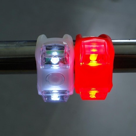 2X LED Silikon Fahrrad Licht SET Fahrradlampe Frontlicht Rücklicht für 3,29€