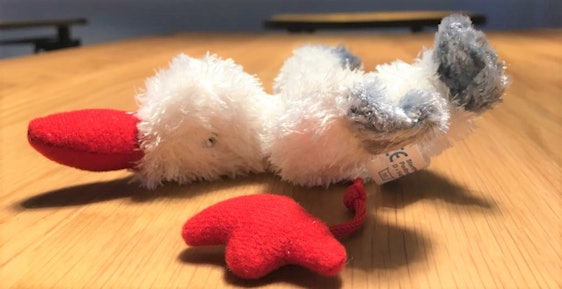 Gratis Plüschtier-Storch bestellen