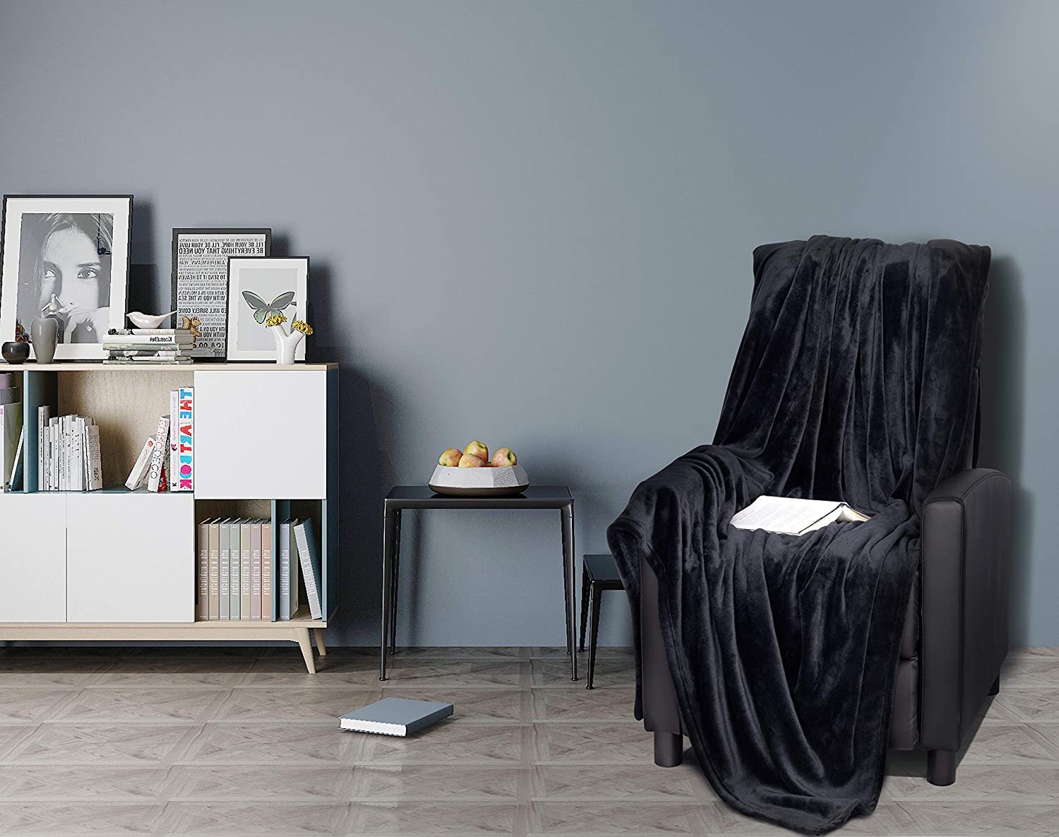 Flanell Kuscheldecke 150 x 200 cm Schwarz