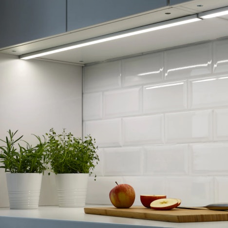 Ikea Omlopp 80cm für 17€ - Arbeitsplattenbeleuchtung für die Küche