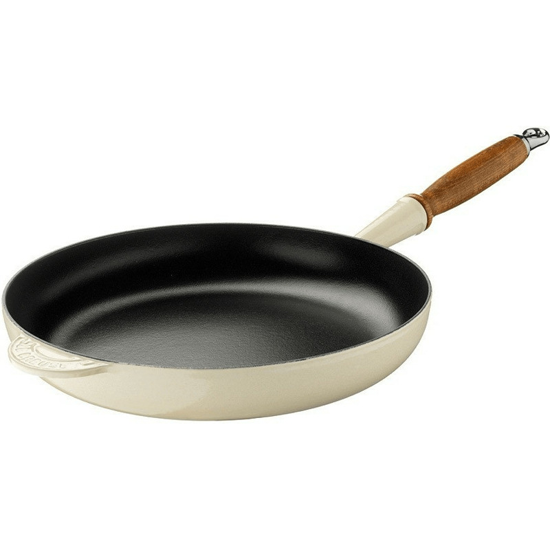 Le Creuset Bratpfanne 28 cm creme mit 33% Rabatt