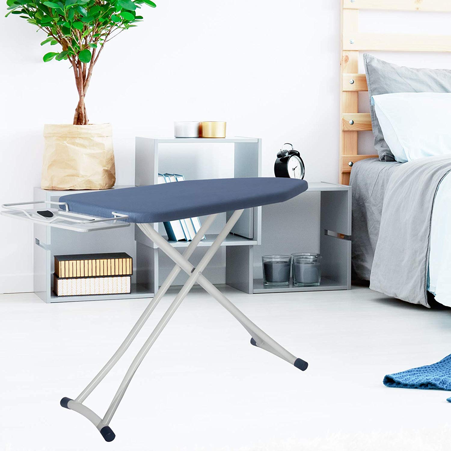 Höhenverstellbarer Bügeltisch für nur 19,83€