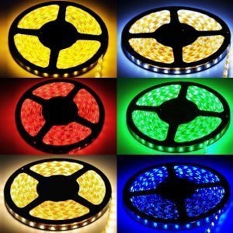 RGB 5050 LED STRIP Band Leiste 5 Meters 150 leds + 44 Tasten Fernbedienung+Netzteil, zweimal heller als 3528 SMD.