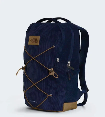 The North Face JESTER PRO Tagesrucksack in dunkelblau für 39,96€(statt 77,01€)
