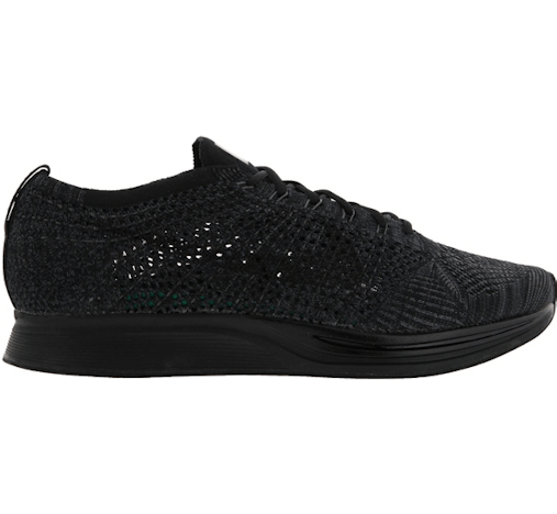 Nike Flyknit Racer ALL Black für 127,92€ bei Runnerspoint