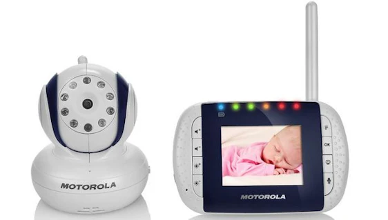 Motorola 188608 MBP33 Digitales Babyphone für 107€ - mit 2,8 Zoll Farbdisplay am Empfänger und Kamera im Sender