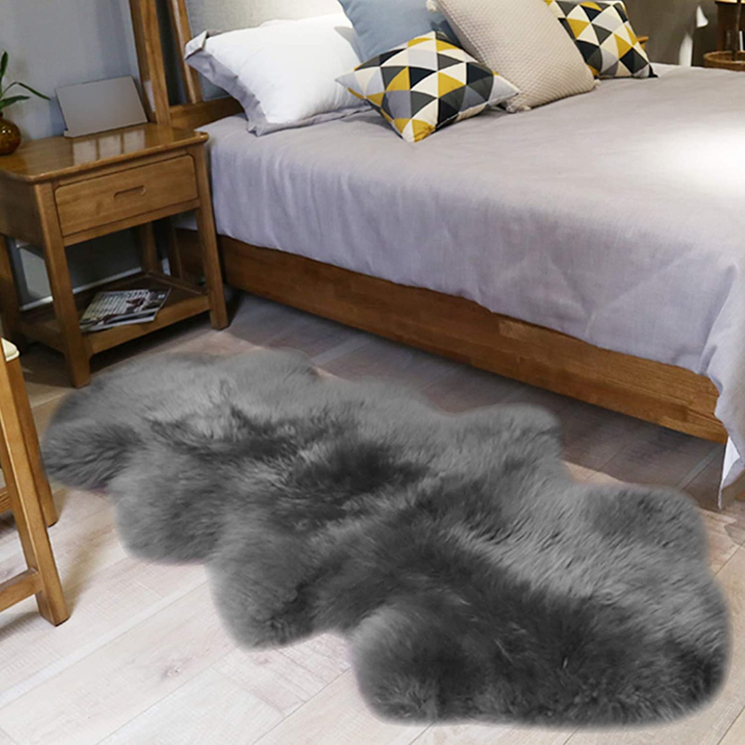 Faux Lammfell Teppich, hellgrau