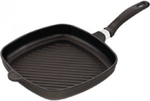 AMT Eckpfanne 28 x 28 x 5 cm mit 14,85€ Rabatt