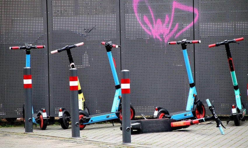 e-scooter-mit-strassenzulassung-kaufen-thomas-g-pixabay-cc0 e-scooter-mit-strassenzulassung-kaufen-thomas-g-pixabay-cc0