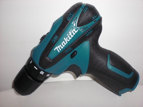 Makita Akku-Schrauber DF330D (Solo) für 39,90 EUR inkl. Versand