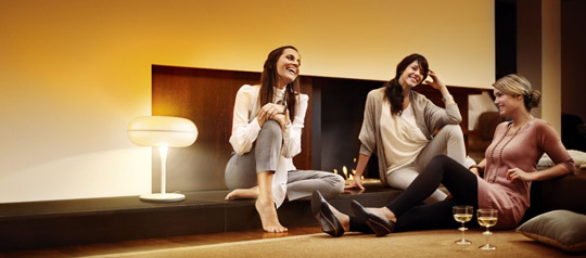 Philips LivingAmbiance Tischlampe für 133€