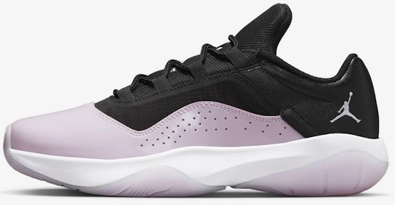 Nike Sneaker Air Jordan 11 CMFT Low für 75€ – in Schwarz/Weiß/Iced Lilac, Größe 35.5 bis 44.5