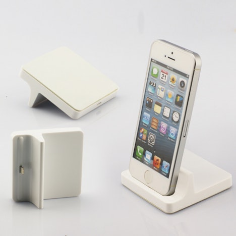 ipad 4 ipad Mini iPhone 5 Docking Station Ladestation Ladegerät für 3,69€