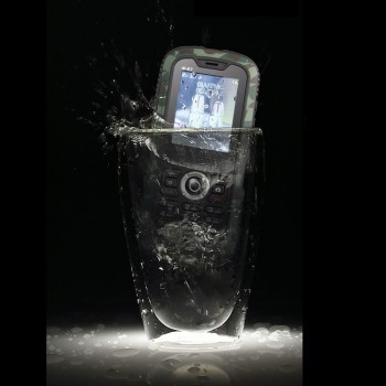 Dual SIM Quadband Outdoor-Handy IP67 wasserdicht staubgeschützt stoßfest für 59,40€ inkl. Versand