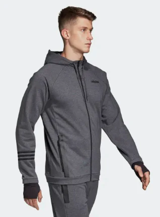 Adidas Essentials Motion Pack Trainingsjacke ab 30€ – in Grau und Schwarz von XS bis XXL