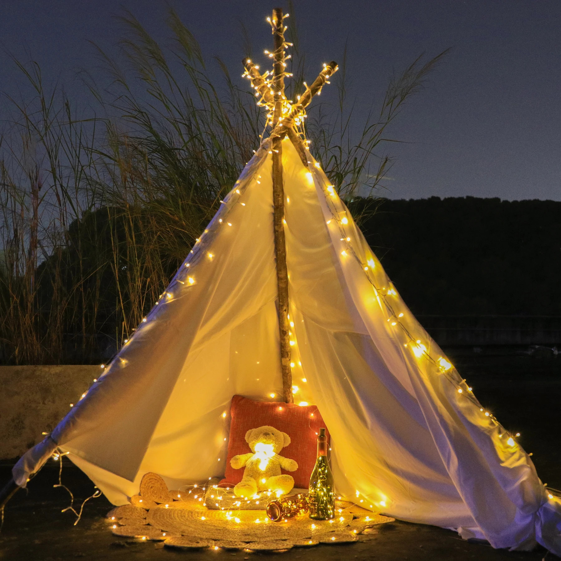 11 Meter lange LED Lichterkette warmweiß mit 100 LEDs (wasserdicht, batteriebetrieben, mit Fernbedienung und Timer)