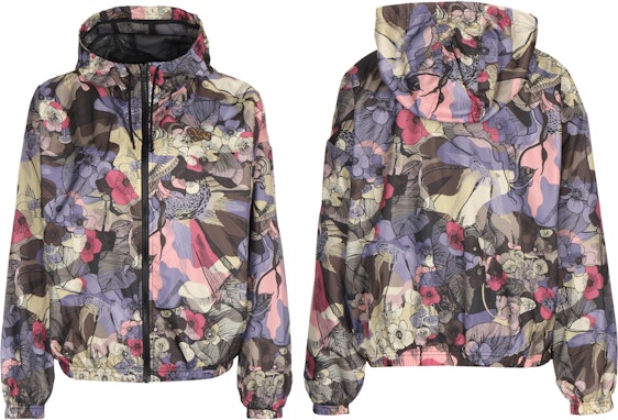 Nike Sportswear Femme (CZ9290) für 48€ – Damen-Übergangsjacke mit Kapuze & Größenauswahl (XS bis XXL)