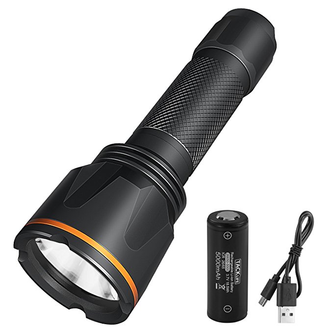  Taschenlampe CREE LED 1300 Lumen mit 250 m Reichweite/IP 68 