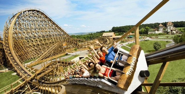 Die-10-besten-Schnäppchen-für-Freizeitparks