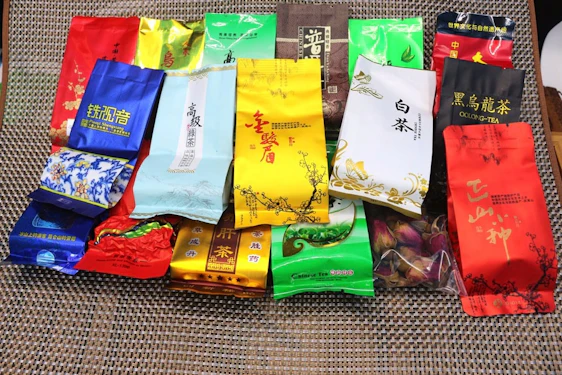 18 Chinesische Oolong Teesorten fast gratis