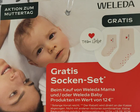 Gratis Socken-Set beim Kauf von Produkten im Wert von 12 €