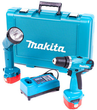 Makita 6271 DWPLE für 91€ - Akkuschrauber mit 2 Akkus, Lampe und Koffer