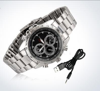 Armbanduhr 960P Mini HD Spionkamera Spycam mit Ladekabel für 20,71€