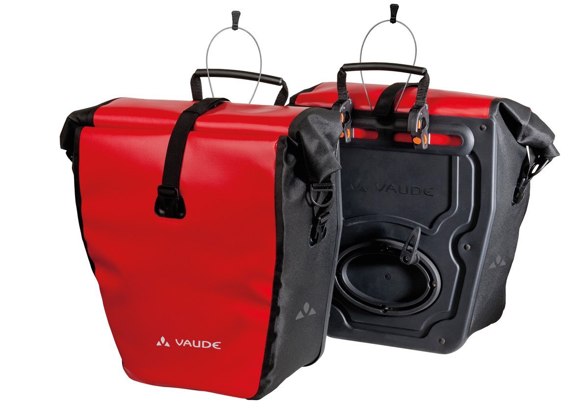 Vaude Radtasche Aqua Back für 65€ - wasserdichte Hinterradtasche mit 48 Liter Fassung