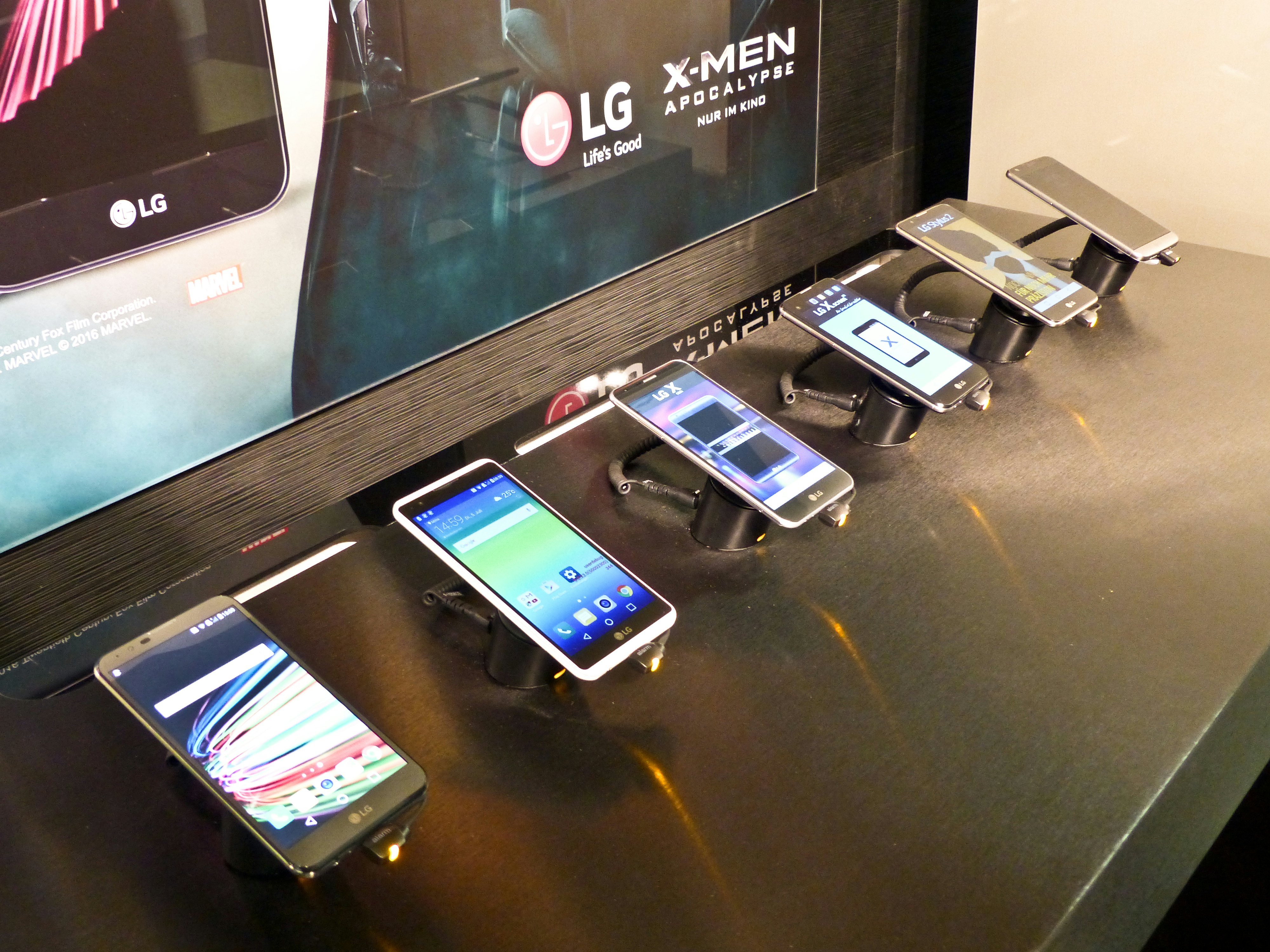 LG präsentiert neue Mittelklasse-Smartphones mit Premium-Technik als IFA-Neuheit 2016