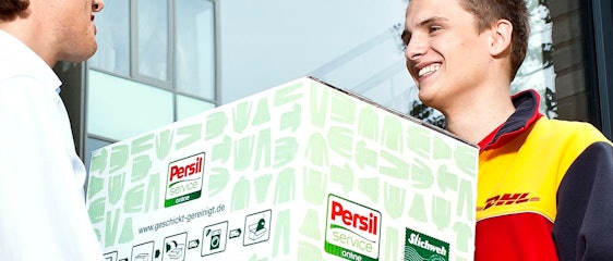 Reinigung von 2 Anzügen und 2 Hemden für 9€ bei geschickt-gereinigt