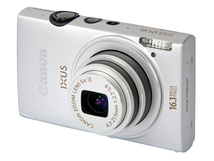 Canon IXUS 125 HS Digitalkamera (16 Mpx, 5 x optischer Zoom, 4 x digitaler Zoom, HD Videoaufnahme) in silber für umgerechnet 100€