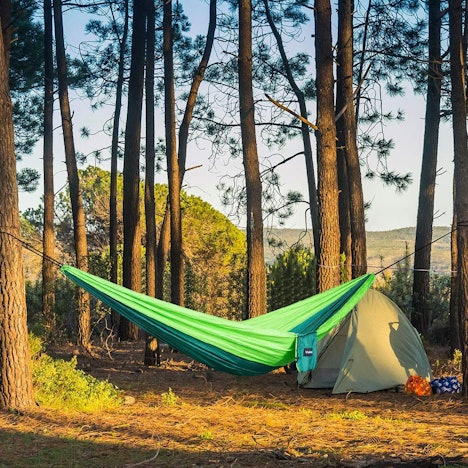 50% off Hängematte, Volibang Ultraleicht Outdoor Hängematte | 300kg Tragkraft, (270 x 140 cm) Atmungsaktiv, Schnelltrocknendes Fallschirm Nylon