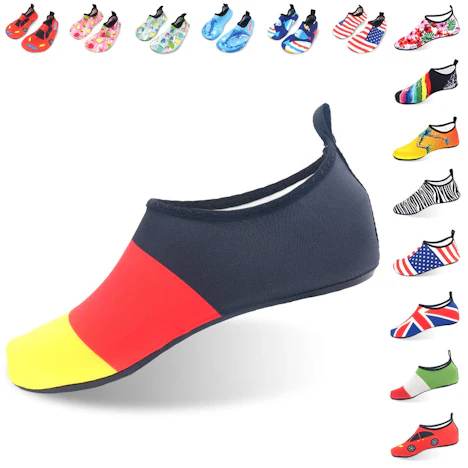 Unisex Strand-/Badeschuhe in 13 Designs für je 6,37€ statt 12,99€
