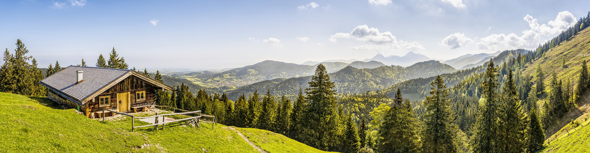 Wandern in Deutschland » Die schönsten Routen und besten Angebote