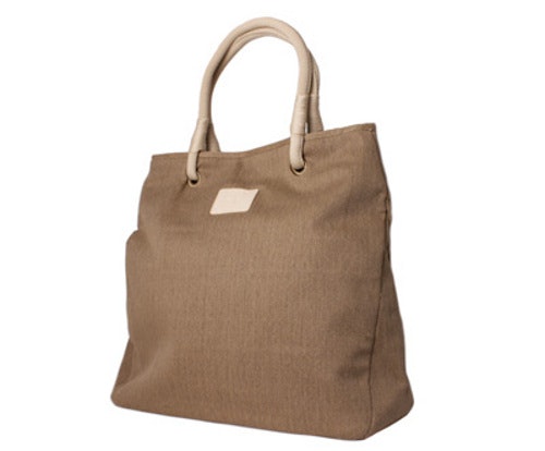 Stylische Damentasche aus Canvas von BOSS Orange für für 34,95 inkl. Versand (UVP 84,80€)