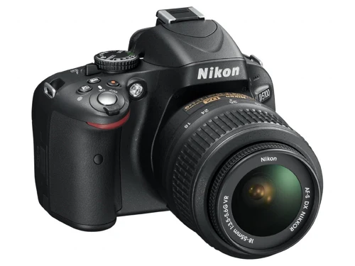 Nikon D5100 SLR-Digitalkamera Kit für 460€