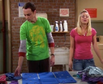 Wäschefalter / Faltbrett bekannt von Sheldon Cooper aus The Big Bang Theory für 6,87€