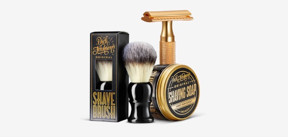 Dick Johnson Rasurset für 50€ - Sicherheitsrasierer, Sweet Rum/Roasted Liquorice, Dachsfellimitat-Pinsel